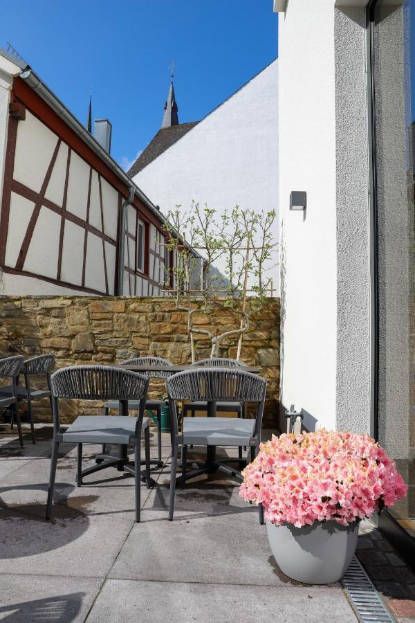 Boutiquehotel Burg Adenbach & Alter Weinbau Bad Neuenahr-Ahrweiler Εξωτερικό φωτογραφία